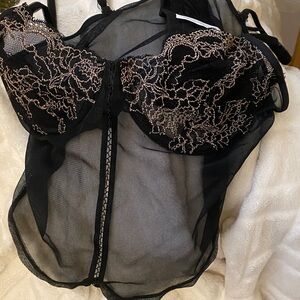 Elegant Black Lace Women's Lingerie